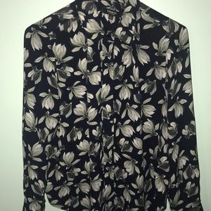 A quality shirt that’s good for vacation.